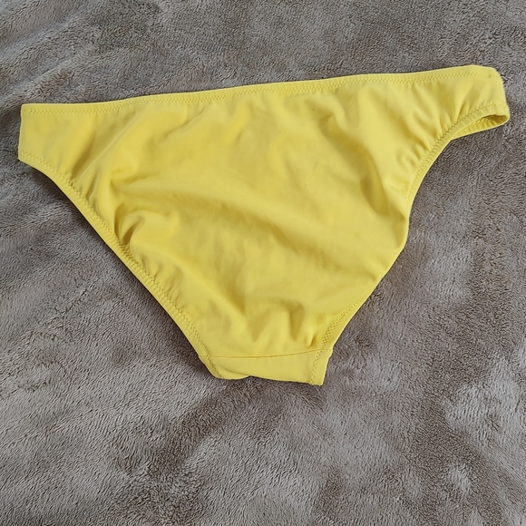VICTORIA'S Secret Yellow Bikini Bottom Medium - Picture 7 of 10